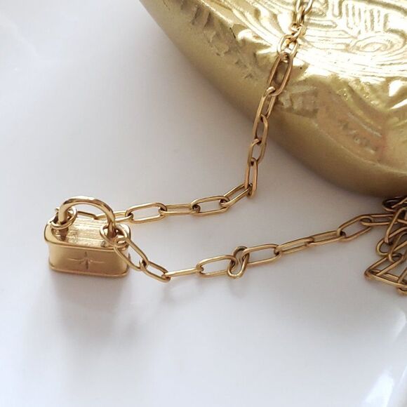 New! FP What A Star Lock Necklace - Picture 4 of 10